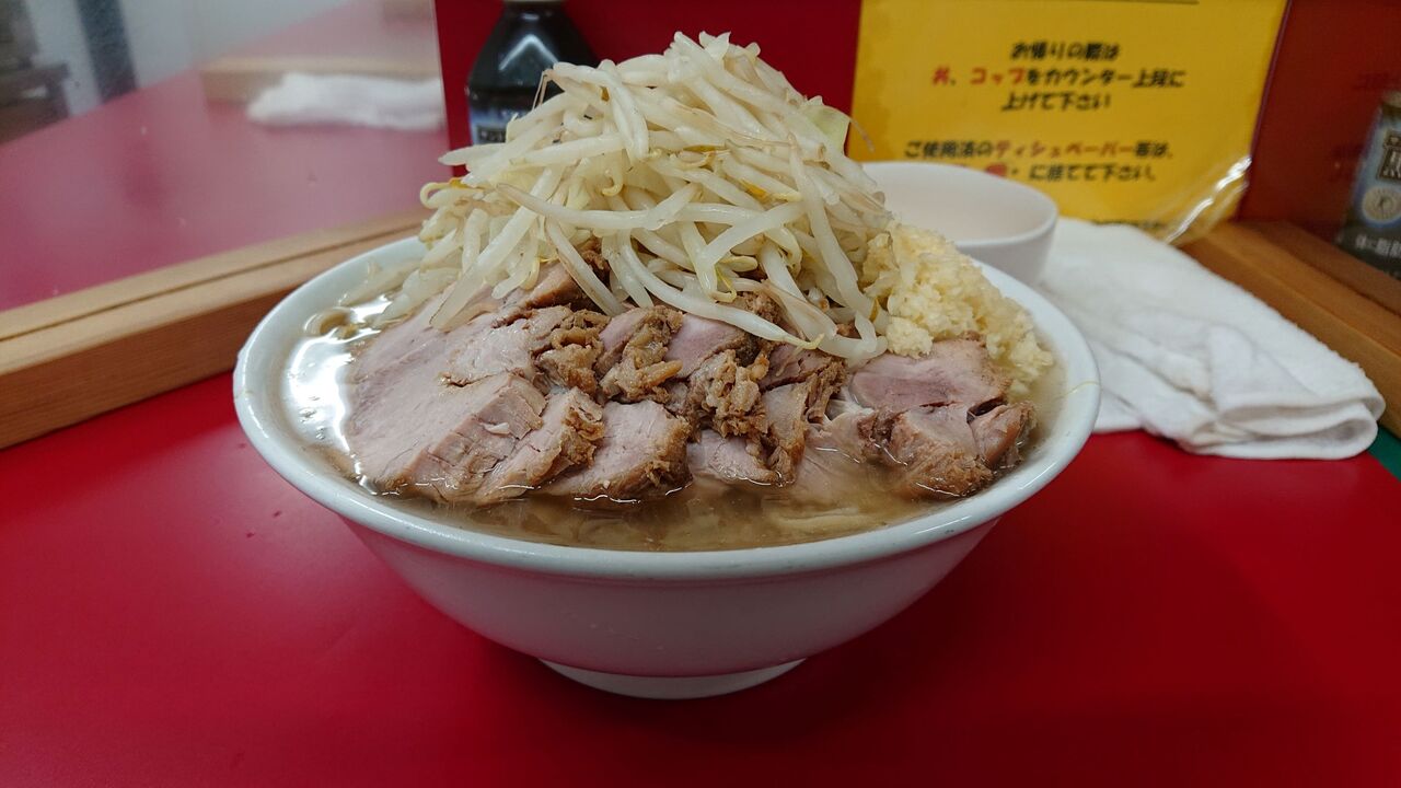 ラーメン二郎 神田神保町店 7回目 小豚 生玉子 ２ うずら玉子 5コ 塩蔵 千切生姜 不羈奔放 フリーダムなラーメンを主体とした記録