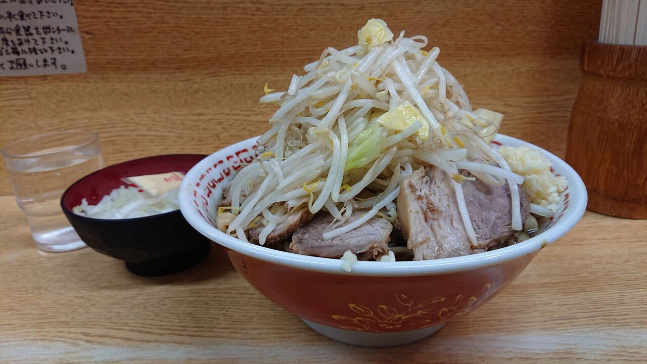 ラーメン二郎 環七新代田店 6回目 小豚 ヤサイ ニンニク たまねぎ マヨネーズ 不羈奔放 フリーダムなラーメンを主体とした記録