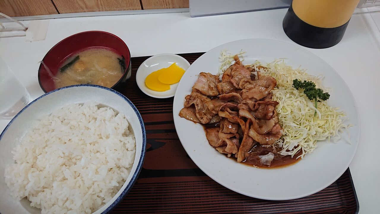 お食事処 甘太郎 ニンニク焼肉定食 : 不羈奔放・フリーダムなラーメン