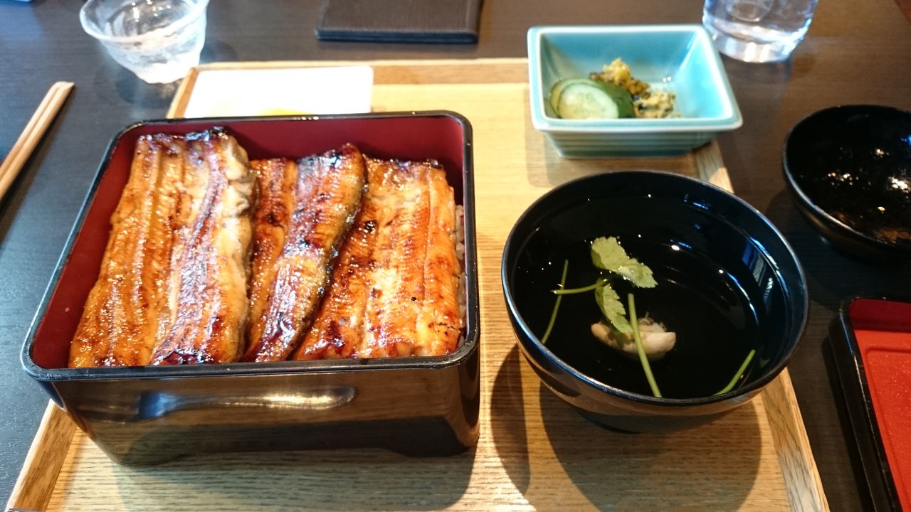 駒形 前川 新丸の内ビル店 うな重特上 不羈奔放 フリーダムなラーメンを主体とした記録