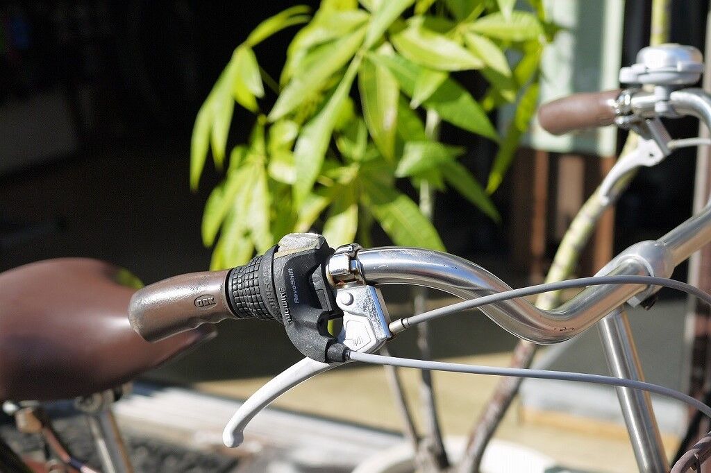 自転車 ハンドル ベタベタ テープ