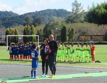 第17回園部カップ少年サッカー4年生大会 園部fc Vs 大住サッカースポーツ少年団 南丹市スポーツ協会blog