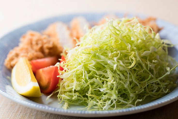 【野菜】キャベツ1玉1000円の大台突破も…とんかつ店店長「豚肉より高い」