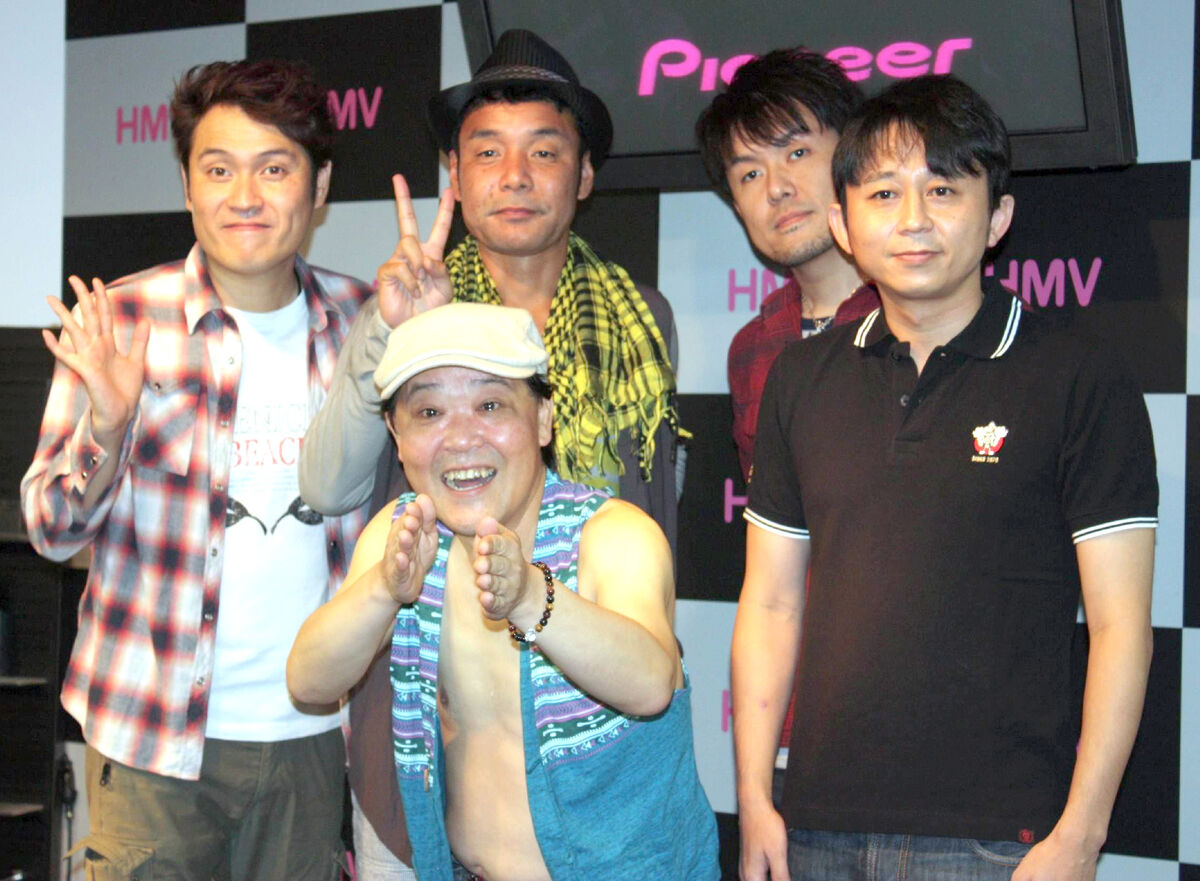 【芸能】ダチョウ倶楽部「竜兵会」の集結を報告…リーダーの誕生日祝福でパチリ