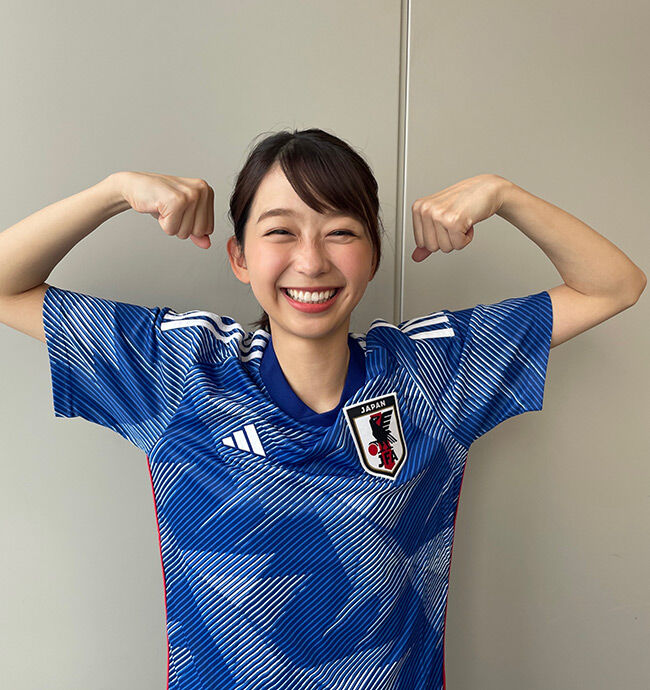 【フジ】朝の顔が劇的イメチェン、同僚アナも絶賛「爆裂かわいい」