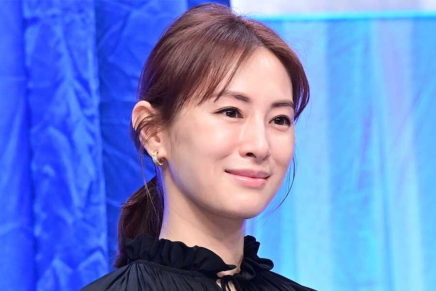 【芸能】北川景子、「神戸三宮センター街いってきた」変装姿で自撮り！