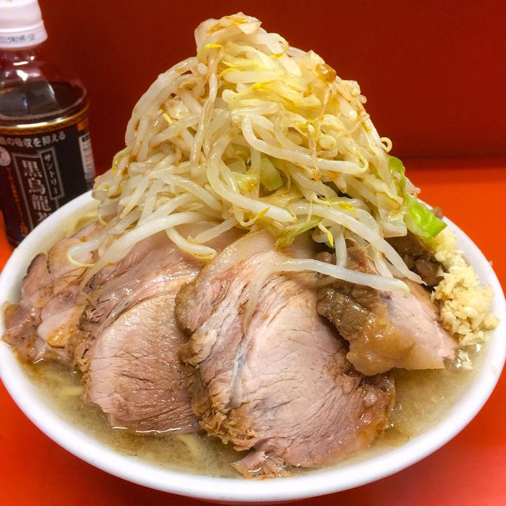【美味】「以前は敷居が高かったけど…」“二郎系ラーメン”に目覚める女性たちが増加中