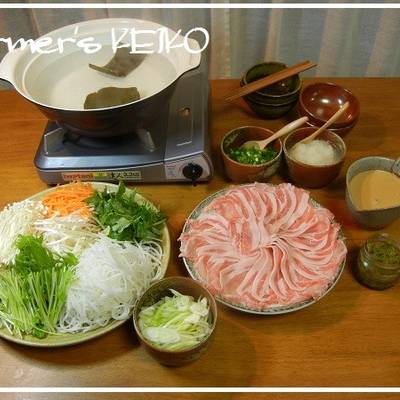 【料理】寒い冬にぴったりな「一番うまい鍋」は？！「しゃぶしゃぶ」「もつ鍋」「キムチチゲ」