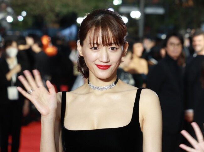 【芸能】綾瀬はるか、主演映画が苦戦＆年下恋人もフォロワージワジワ減少の苦境…