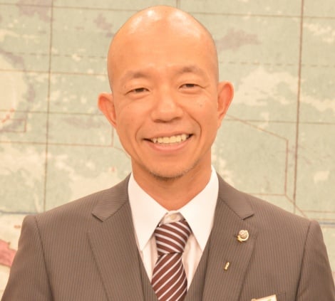 【芸能】バイきんぐ小峠、飛行機内でCAから見せられた衝撃の画像とは！？