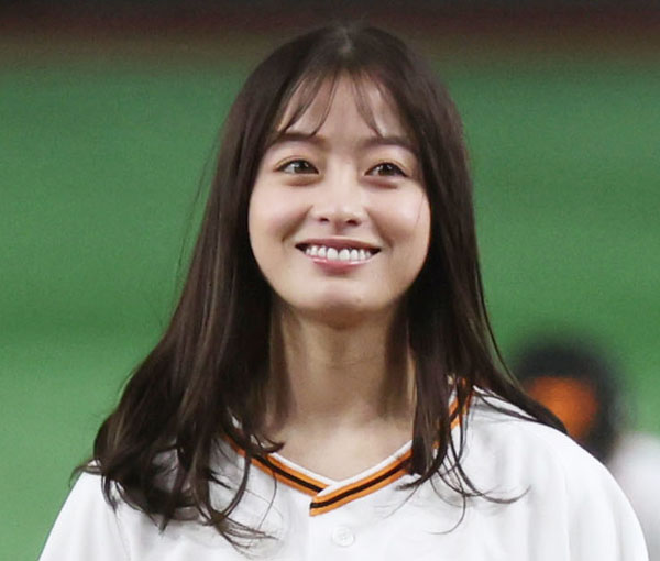 【NHK】朝ドラ『おむすび』橋本環奈のギャル姿に違和感「いつの時代のギャル？」