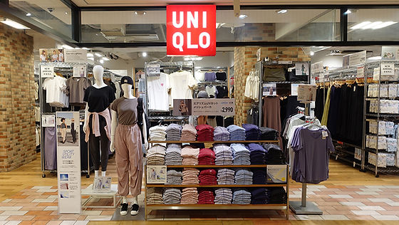 【恐怖】ユニクロが謝罪「信頼に背く事態」店長が試着室内の盗撮容疑で逮捕