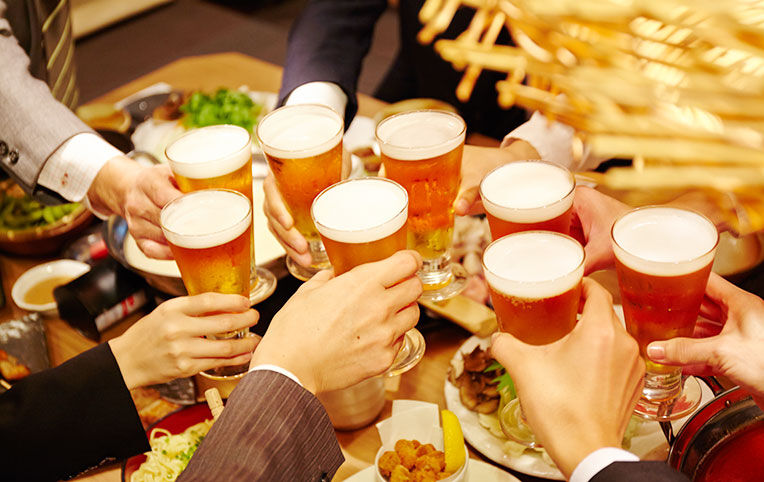 【忘年会】「そのままなくなればいいのに…」3年ぶりに復活する「職場の忘年会」が憂鬱な人たち！