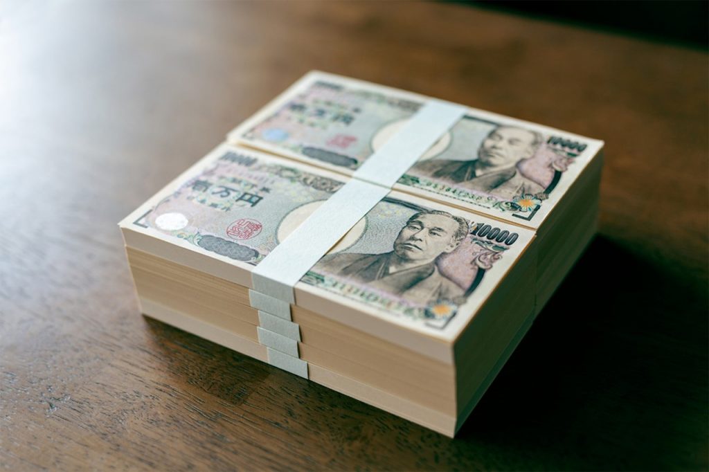 【芸能】男性に1000万円貢がせた女性アイドル、所属事務所が被害男性への対応を謝罪！