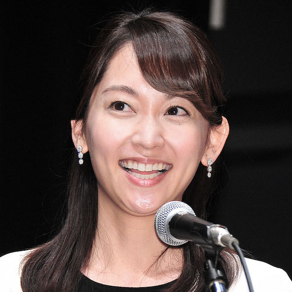 【芸能】41歳のTBSアナ、ニット姿が「めちゃ可愛い」出水アナがスウェーデン出張「寒そう」