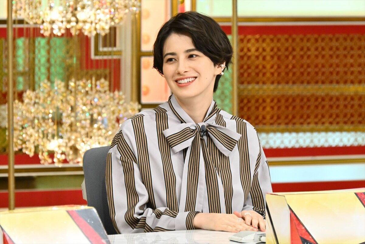 【TBS】生放送で異臭騒ぎ、ホラン千秋が露骨に嫌悪感「怒り覚える」