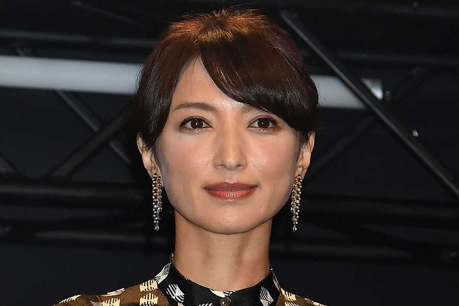 【芸能】５２歳ってマジで？！美人アナの近影が衝撃的「本当にキレイ」