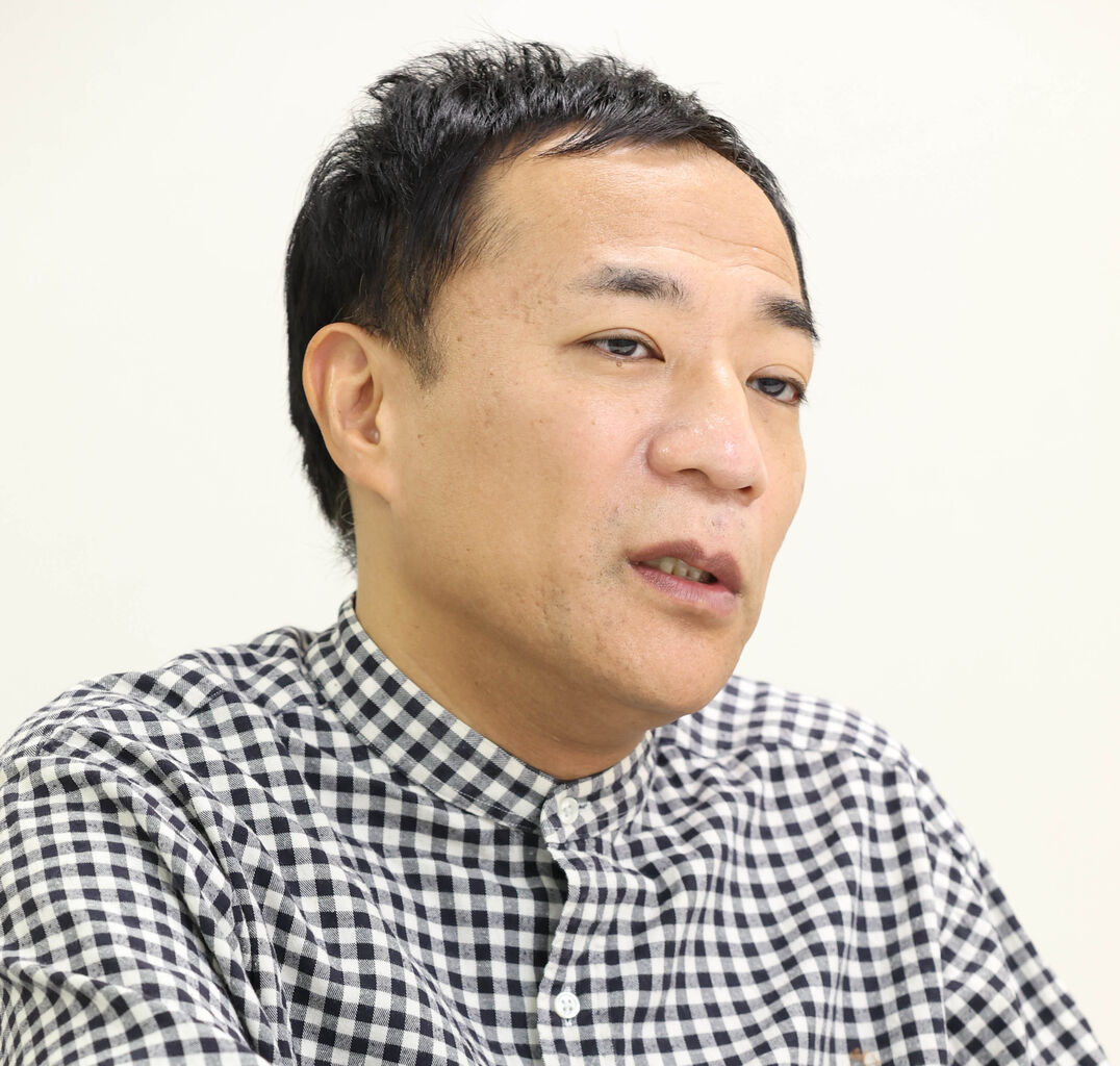 【芸能】ナイツ塙が指摘のローソンコーヒーカップ、ロゴ「L」で誤解生みデザイン変更へ…在庫使い切る3か月後にリニューアル