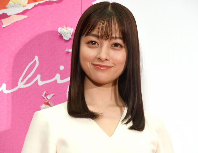 【芸能】橋本環奈、「おとといも一緒に飲んで」大親友の元宝塚トップ娘役とは？