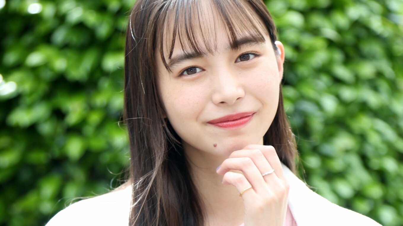 【芸能】井桁弘恵、ノリノリで「ちょっと脱ぐ所から！」