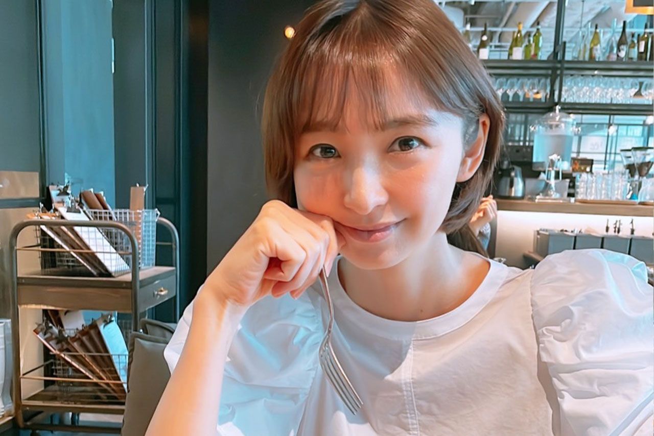 【芸能】篠田麻里子「再婚発表」で噴出した“心配の種”…お相手の経営する会社は赤字「約22億円」