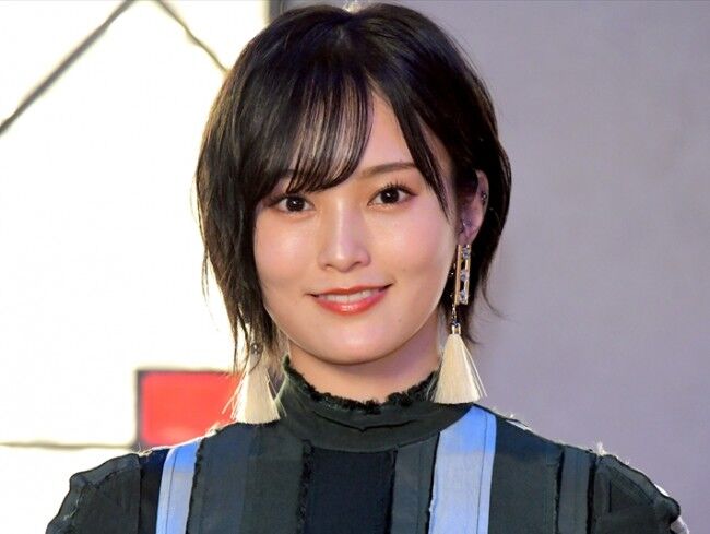 【芸能】山本彩、マネジャー撮影の全身ショットが「キャプテン翼」に…