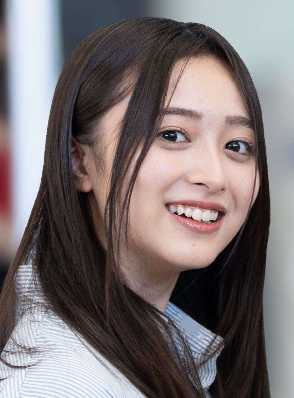 【乃木坂46】“次世代エース”井上和、1st写真集発売決定！イタリアで水着＆初ランジェリーも披露した史上最多超大作