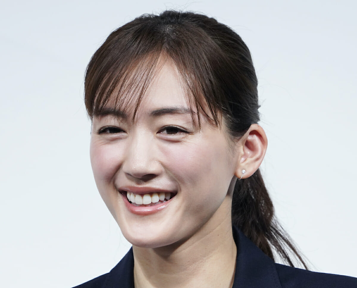 【芸能】綾瀬はるか、髪バッサリ20センチカット「何を着たらいいか迷ってます！」