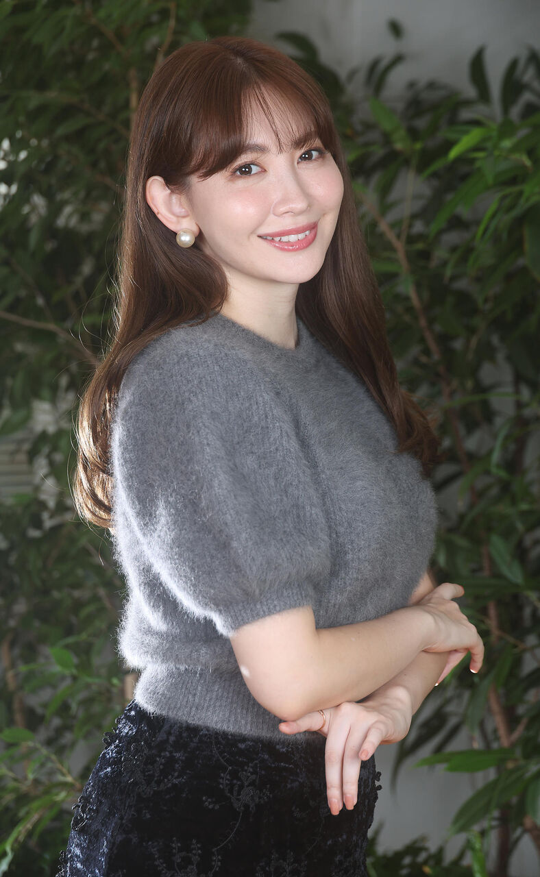 【芸能】ブランド売却で「35億円ゲット」元AKB48 小嶋陽菜の敏腕ビジネス手腕… 背景に 8年交際の「IT起業家カレ」の存在