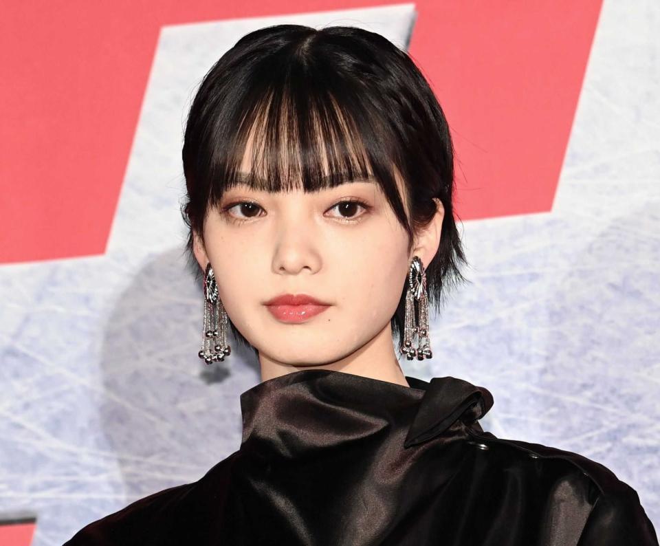 【芸能】平手友梨奈、スタイル抜群イケメンショット公開！「てちかっこよすぎ！」
