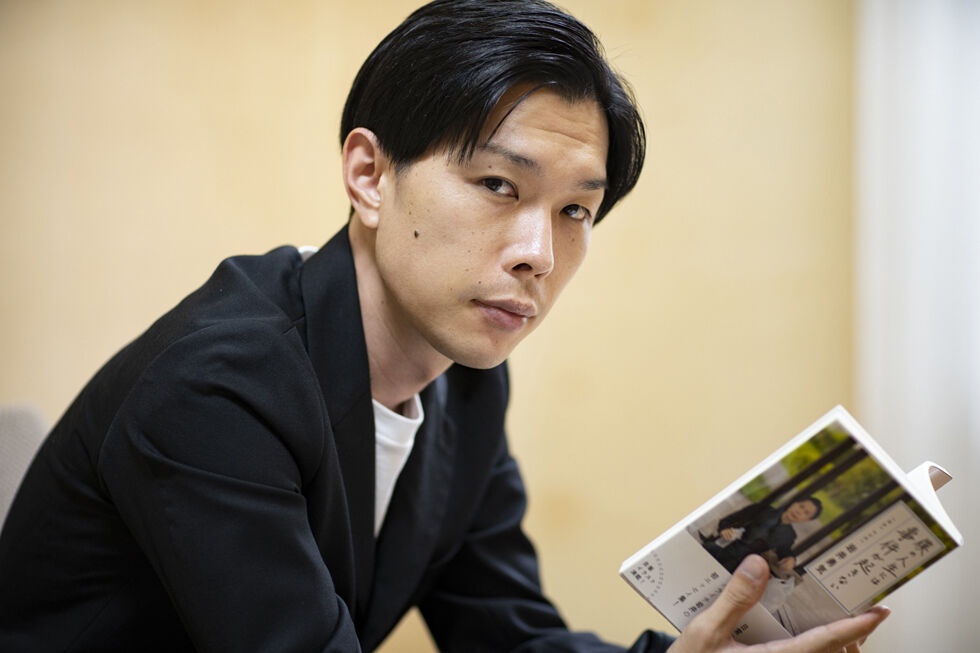 【芸能】ハライチ岩井「朝イチ寝起きで免許更新してきたんですが…」証明写真が反響「ジワる」