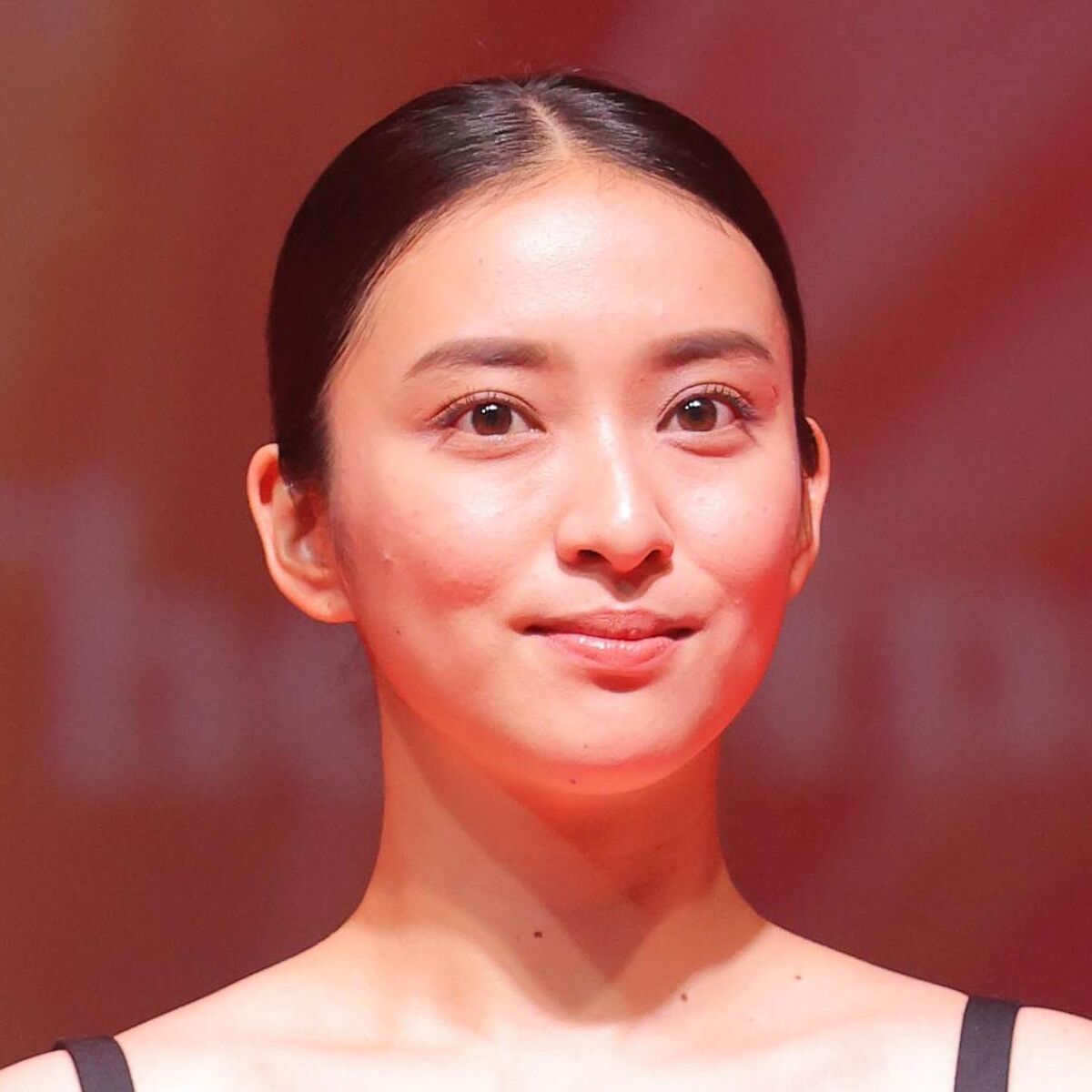 【芸能】3児の母・武井咲、近影を公開…最新ビジュアルに反響「印象変わった」「女神のよう」