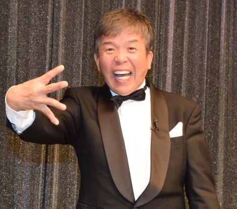 【芸能】69歳村上ショージ、“激変"した美人娘と親子ショット「オーラ満載」