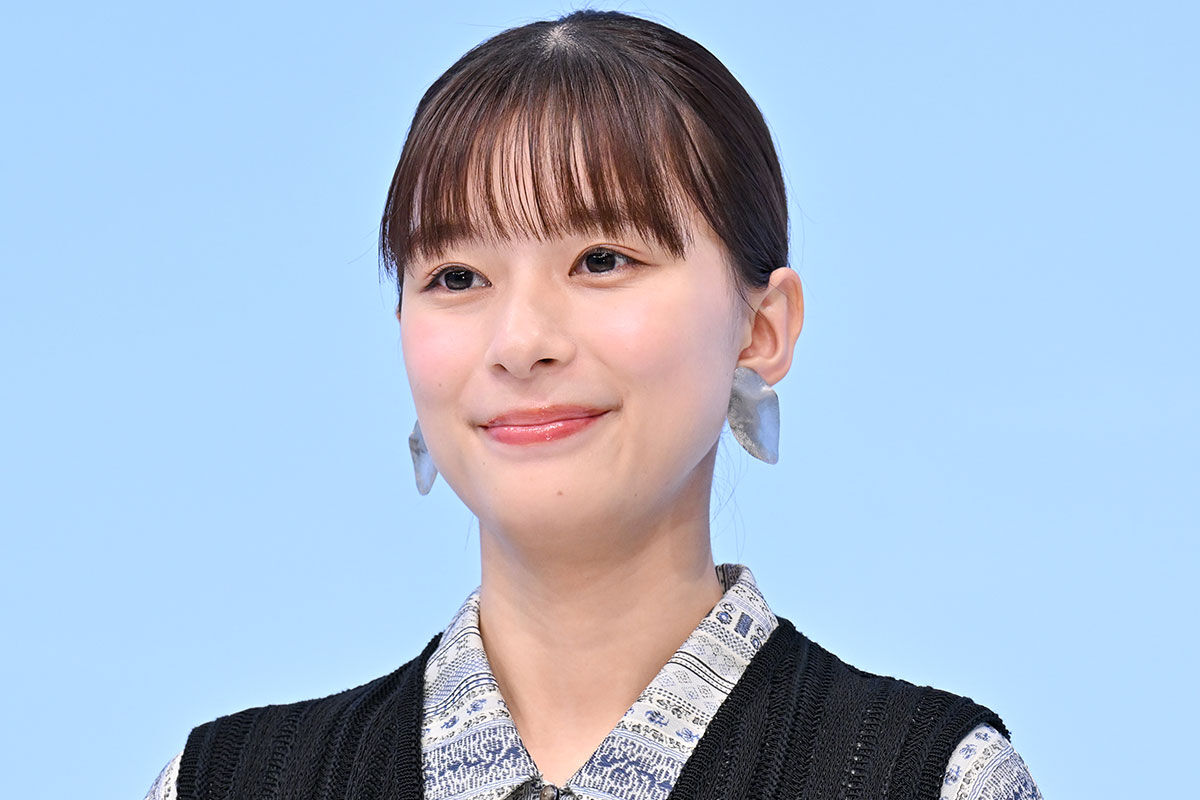 【芸能】芳根京子、共演俳優らとナイトプール満喫…貴重なプライベートショットに「水着姿が新鮮！」