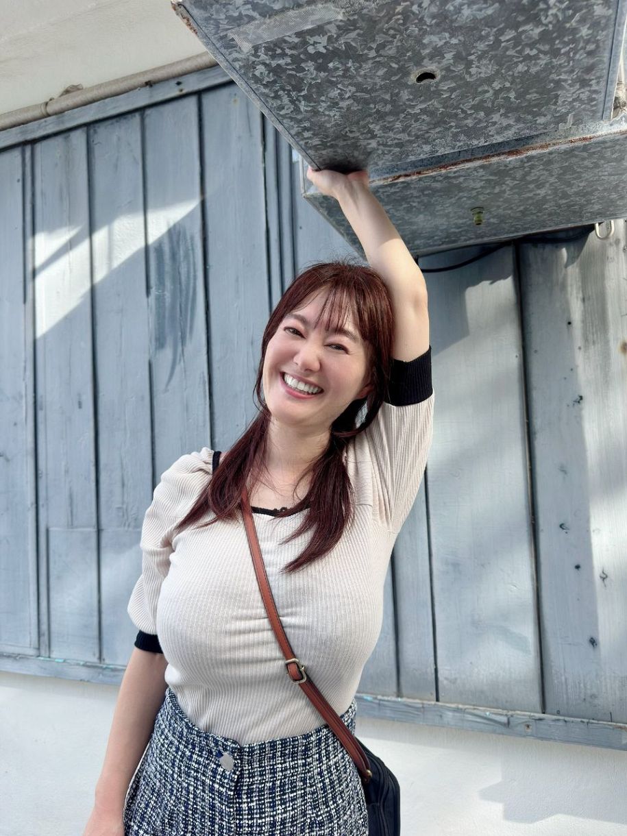 【グラビア】元NHK竹中知華アナ（43）、再び豊かすぎる恵体公開！写真集第2弾決定