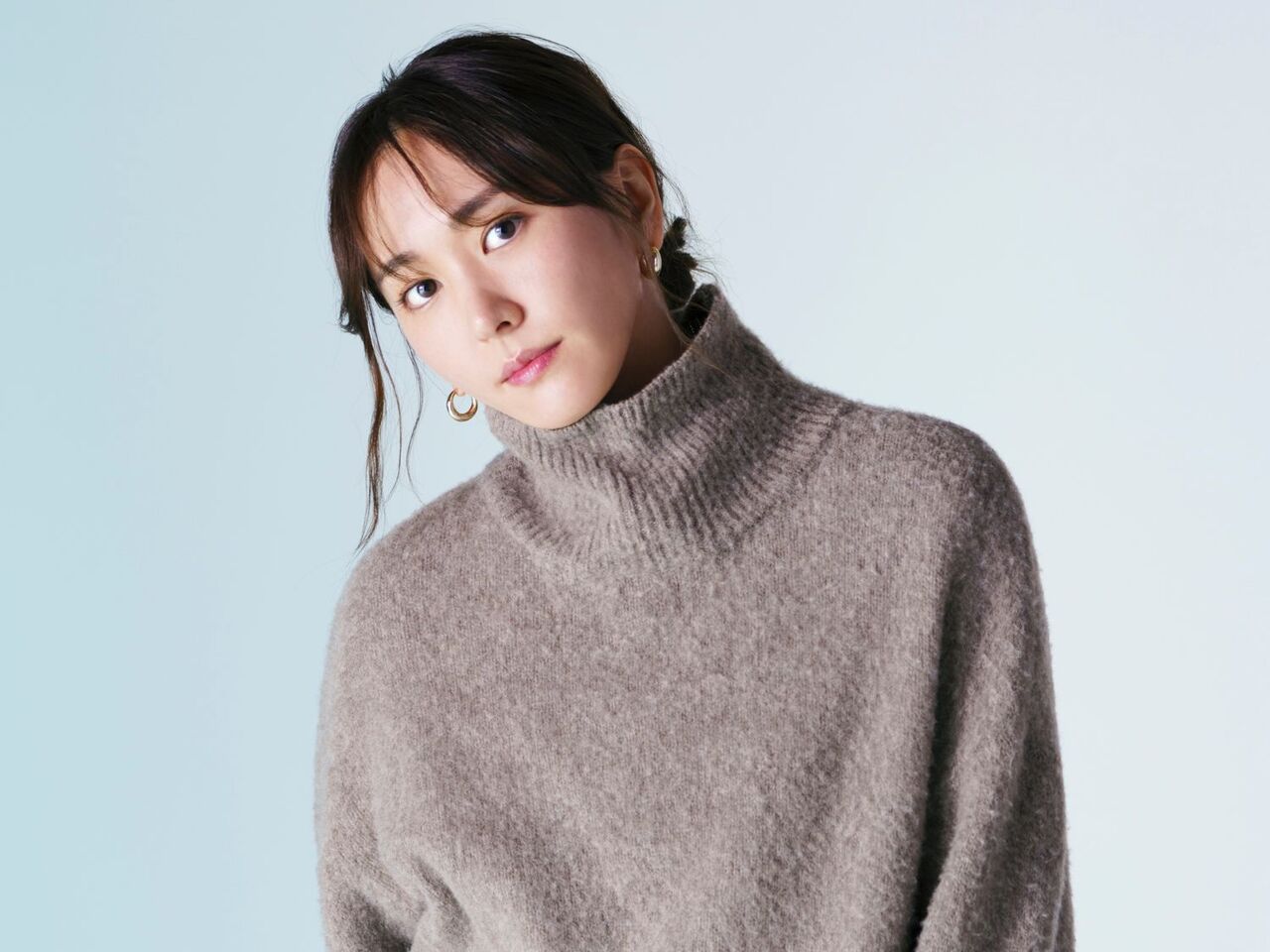 【芸能】37歳・新垣結衣、最新ビジュアル公開「アラフォーってマジか全然見えん」の声