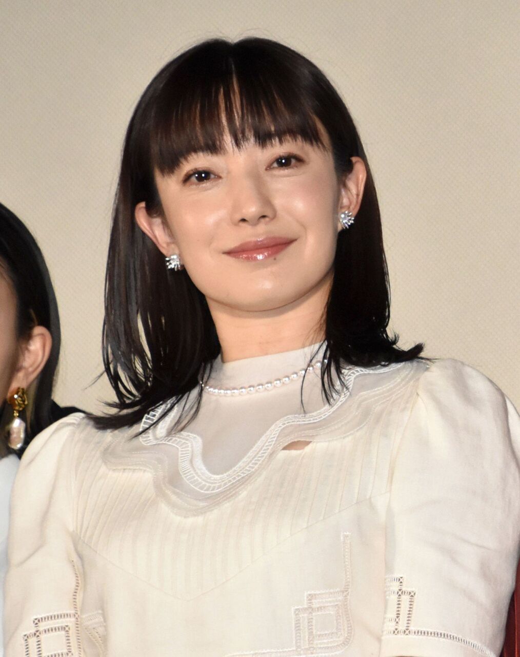 【芸能】菅野美穂、「ここ何日間、家から生臭いニオイがする」…自身に起きた“オモロ怖い”話を明かす