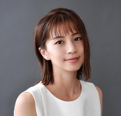 【芸能】えっ、40歳なの！？安田美沙子、衝撃のセーラー服姿を大公開！