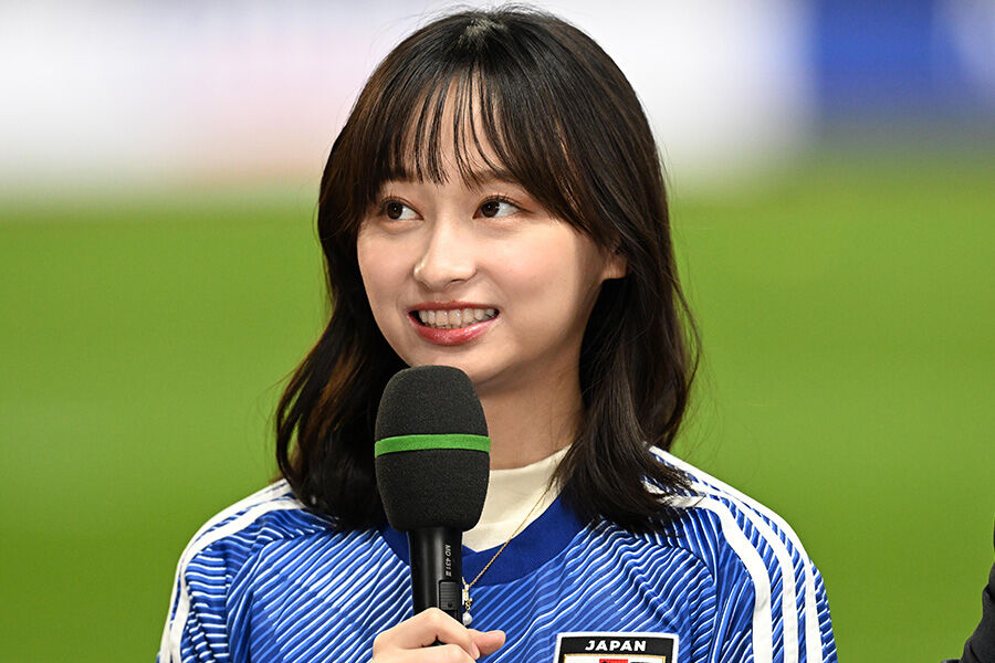 【元日向坂46】影山優佳、圧巻のウエディングドレス姿披露！「世界一可愛い」