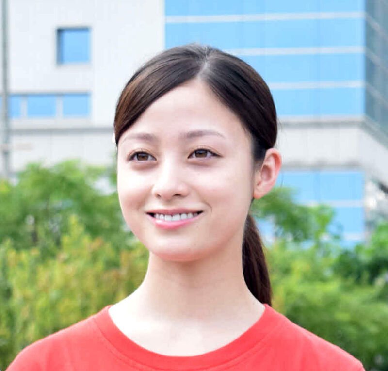 【芸能】橋本環奈、トーク番組生出演で「パワハラ疑惑」釈明なしに視聴者モヤモヤ…