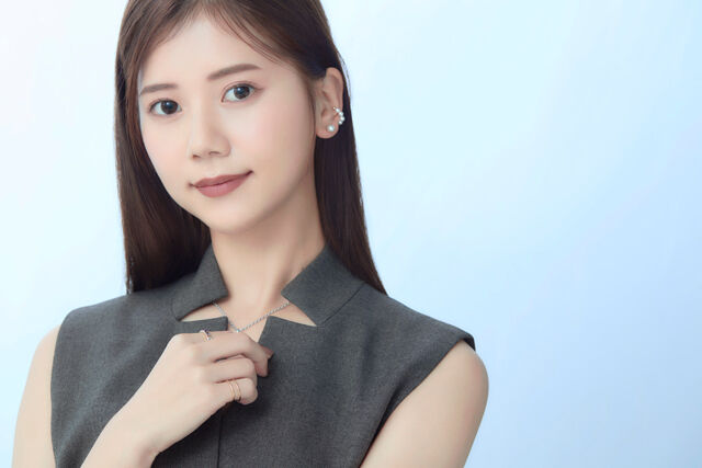 【芸能】元ミス青学・今井美桜、ハワイで黒ノースリーブ×ポニーテールのオフショット！