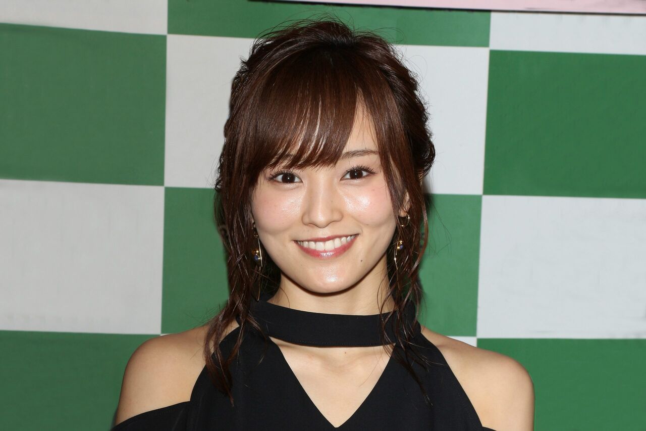 【芸能】山本彩、金髪から黒髪に劇的イメチェン…「鬼かわいい！」