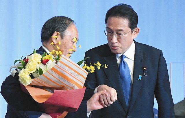 【政治】崖っぷちの岸田首相、政権延命のため「菅義偉」を官房長官に起用するプラン！？