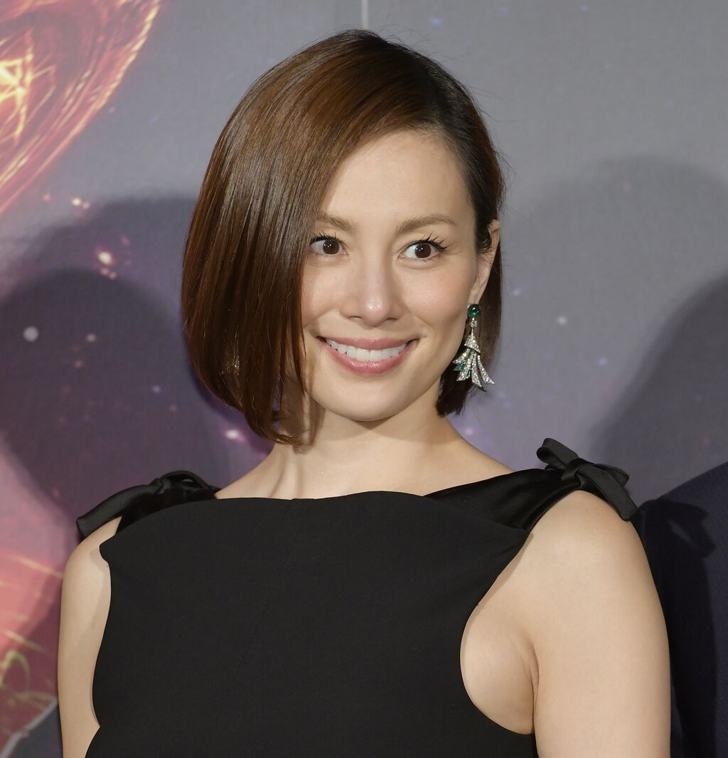 【一体何があったんだ】米倉涼子、相次ぐイベント出演“ドタキャン”に業界関係者が困惑… “大きな騒動を起こした知人”に関連か