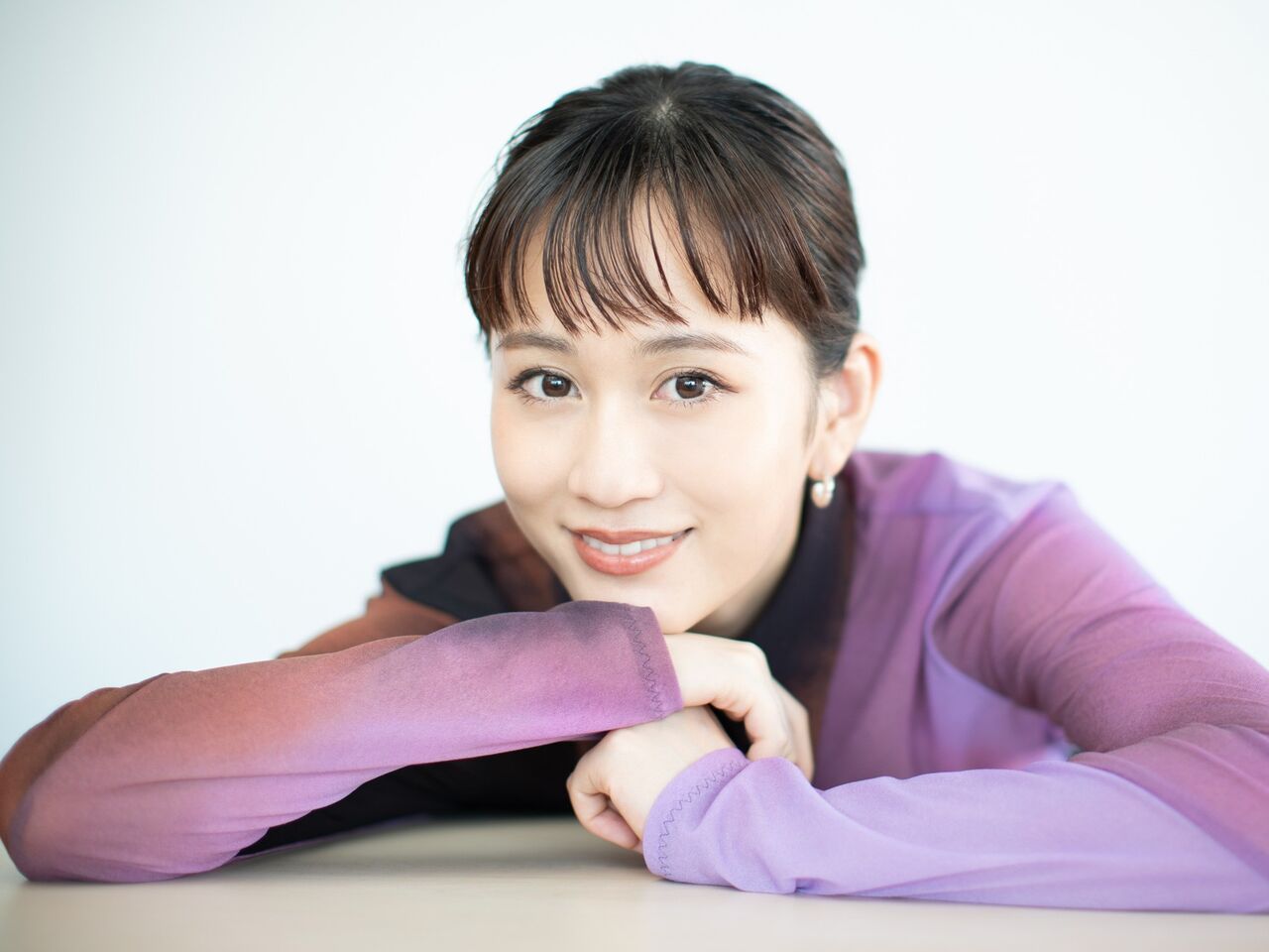 【芸能】“黒いのは何？”とファン騒然…前田敦子、14年ぶり写真集で見せた“覚悟の露出”