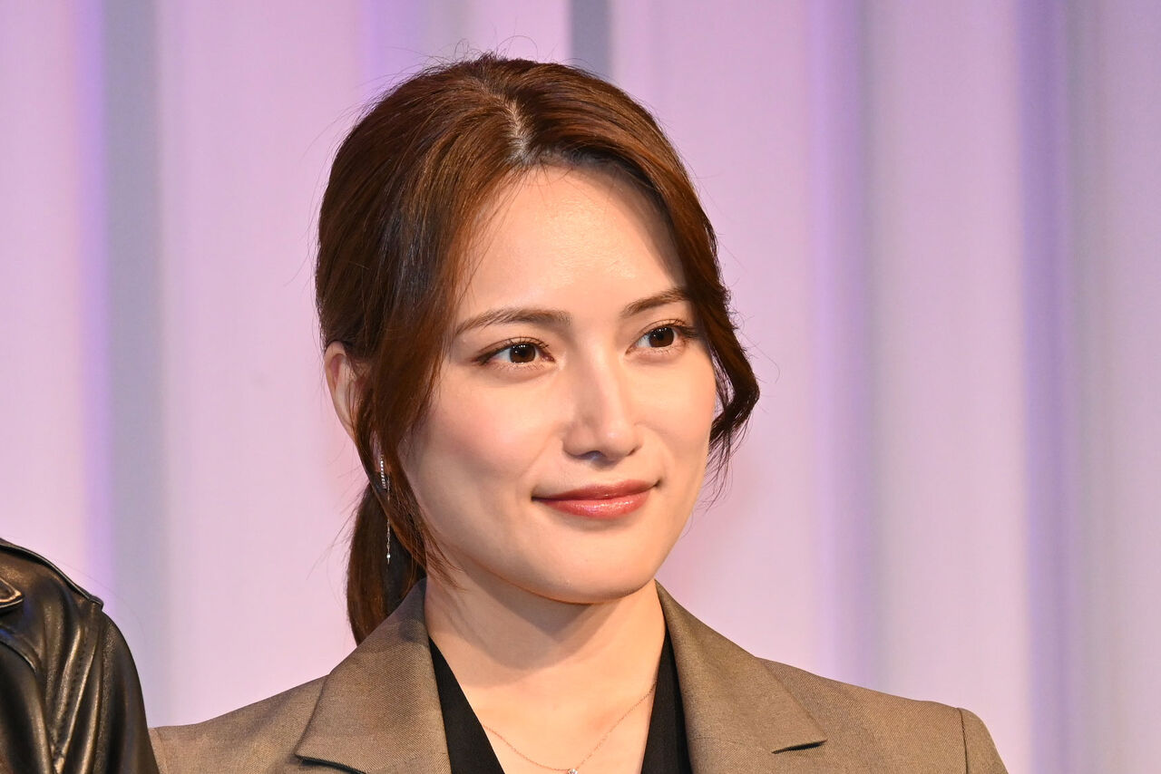 【芸能】元AKB48・入山杏奈「じゃがりこ買ったら、なんか当たりっぽいやつ出た」 “まさかの形状”に驚きの声