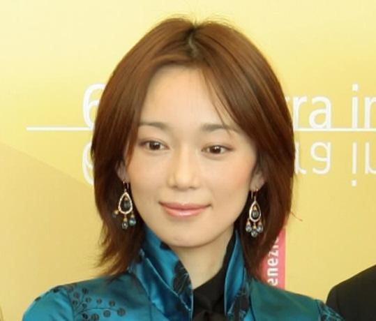 【芸能】元『魔性の女』葉月里緒奈、48歳現在の姿にファン騒然「お綺麗です」