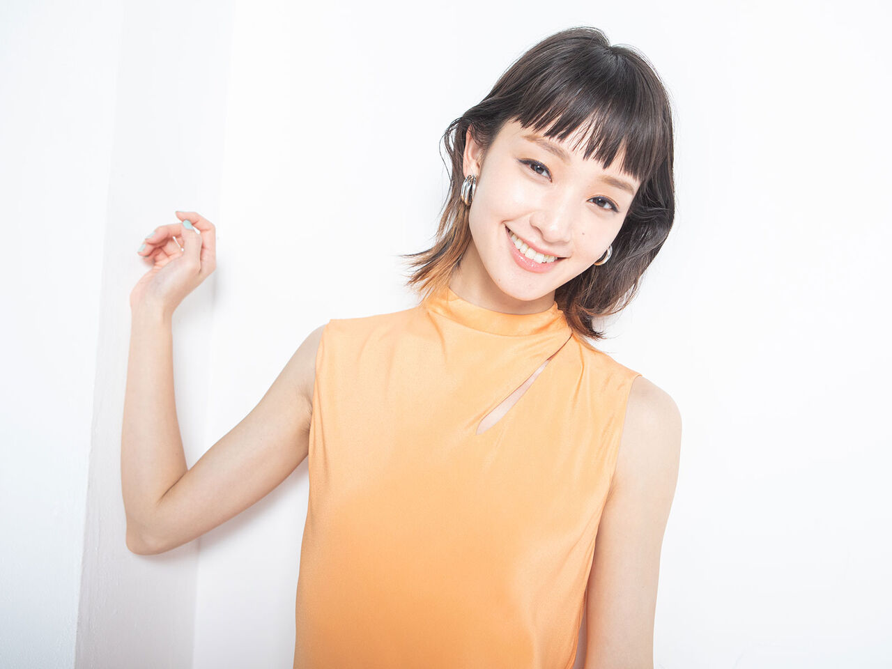 【芸能】剛力彩芽、10キロ増量“貫禄”姿にピンク髪…「大胆イメチェンの理由」