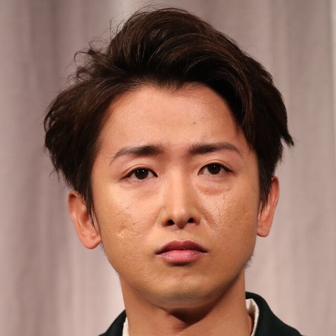 【芸能】大野智、焼肉店で“びっしりタトゥー”を至近距離公開