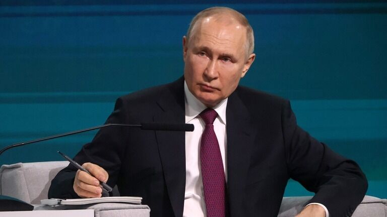 【速報】プーチン大統領、先制核攻撃の検討示唆！？